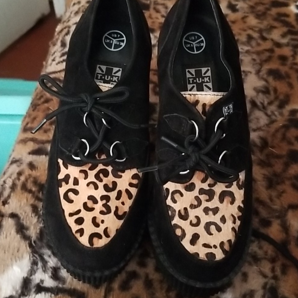T.u.k wedges